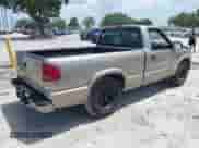 2003 Chevrolet S-10 LS с VIN 1GCCS14H438247539, выставлен на аукционе IAAI как лот 42847973 с пробегом Не указан миль и . История ставок и продаж доступна на DreamBid. Изображение 4.