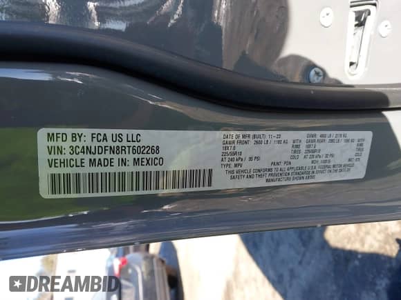 2024 Jeep Compass Latitude Lux с VIN 3C4NJDFN8RT602268, выставлен на аукционе IAAI как лот 41449109 с пробегом 11 137 миль миль и . История ставок и продаж доступна на DreamBid. Изображение 9.