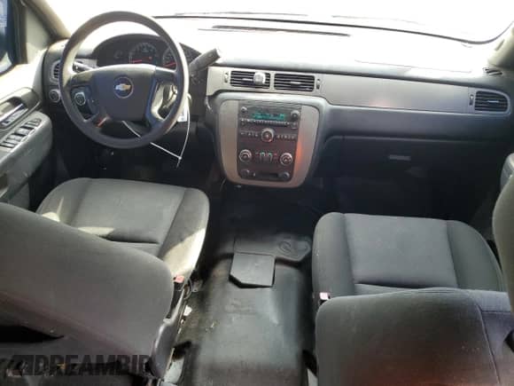 2014 Chevrolet Tahoe Commercial z VIN 1GNSK2E01ER165329, wystawiony jako Copart lot #45497085 z przebiegiem 151 005 mil mil oraz Szkoda całkowita • Salvage title. Historia ofert i sprzedaży dostępna na DreamBid. Obrazek 8.