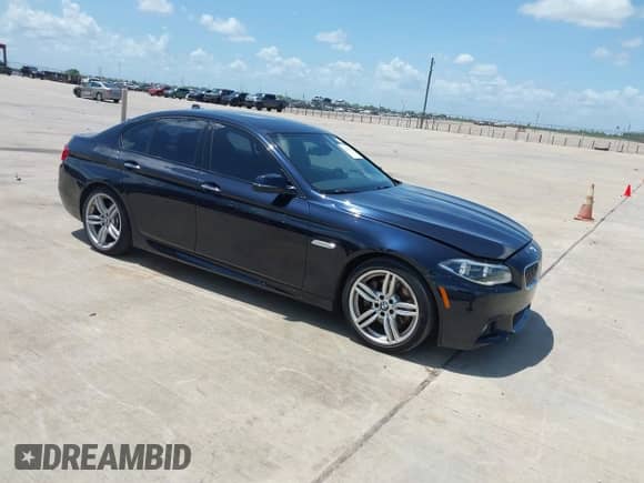 2014 BMW 5 Series 535i z VIN WBA5B1C56ED483181, wystawiony jako IAAI lot #42447967 z przebiegiem 92 425 mil mil oraz . Historia ofert i sprzedaży dostępna na DreamBid. Obrazek 1.