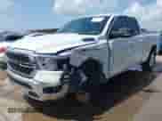 2022 Ram 1500 Big Horn z VIN 1C6RREBT8NN190343, wystawiony jako IAAI lot #42514747 z przebiegiem 65 593 mil mil oraz . Historia ofert i sprzedaży dostępna na DreamBid. Obrazek 2.