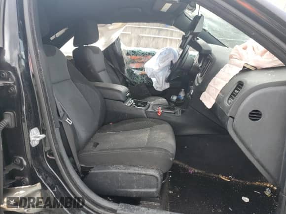 2017 Dodge Charger SE z VIN 2C3CDXBG6HH504987, wystawiony jako Copart lot #83934415 z przebiegiem Nie podano mil oraz Szkoda całkowita • Salvage title. Historia ofert i sprzedaży dostępna na DreamBid. Obrazek 7.