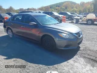 2016 Nissan Altima S z VIN 1N4AL3AP8GN345370, wystawiony jako IAAI lot #43448878 z przebiegiem 93 885 mil mil oraz . Historia ofert i sprzedaży dostępna na DreamBid. Obrazek 1.