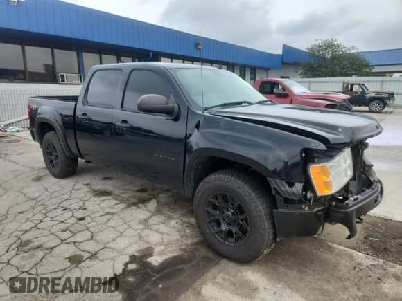 2013 GMC Sierra 1500 SLE z VIN 3GTP2VE76DG289690, wystawiony jako Copart lot #66324915 z przebiegiem 155 445 mil mil oraz Czysty tytuł • Clean title. Historia ofert i sprzedaży dostępna na DreamBid. Obrazek 4.