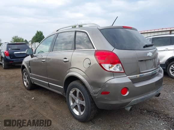 2012 Chevrolet Captiva Sport LTZ with VIN 3GNFL4E55CS588284, listed as a IAAI auction lot 43066935 with 142,777 mi miles and . Bid and sale history available at DreamBid. Image 3.