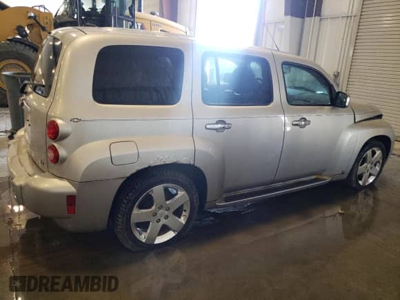 2008 Chevrolet HHR LT with VIN 3GNDA53P58S584105, listed as a Copart auction lot 65156794 with 173,808 mi miles and Non repairable. Bid and sale history available at DreamBid. Image 3.