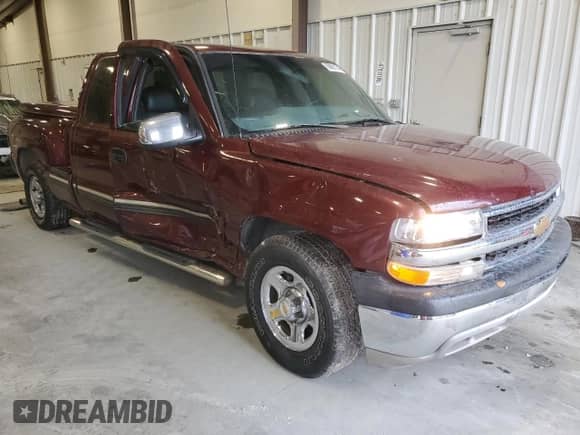 2002 Chevrolet Silverado 1500 LS with VIN 2GCEC19V121139126, listed as a Copart auction lot 89691745 with 299,579 mi miles and Salvage title. Bid and sale history available at DreamBid. Image 4.