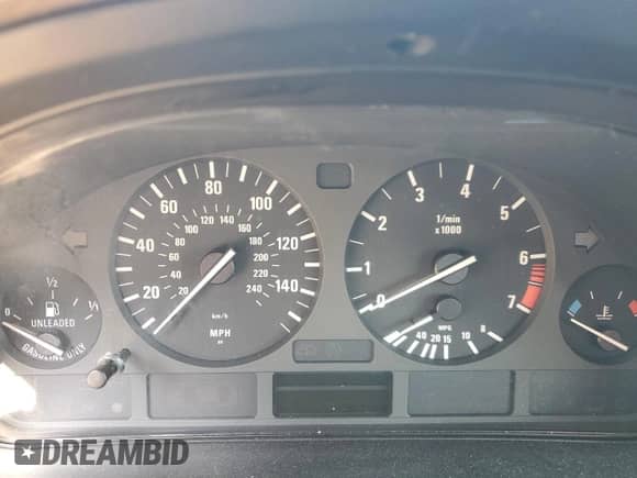 2001 BMW 5 Series 530i с VIN WBADT63441CF13875, выставлен на аукционе Copart как лот 51826235 с пробегом Не указан миль и Списание • Salvage title. История ставок и продаж доступна на DreamBid. Изображение 9.