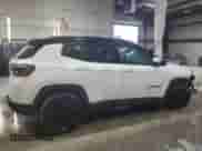 2021 Jeep Compass Latitude с VIN 3C4NJDBB6MT565872, выставлен на аукционе Copart как лот 84930705 с пробегом 69 216 миль миль и Списание • Salvage title. История ставок и продаж доступна на DreamBid. Изображение 3.