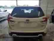 2019 Subaru Forester Touring z VIN JF2SKAWC7KH514752, wystawiony jako Copart lot #69061925 z przebiegiem 55 218 mil mil oraz Szkoda całkowita • Salvage title. Historia ofert i sprzedaży dostępna na DreamBid. Obrazek 6.