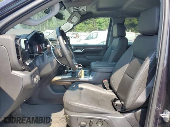 2022 Chevrolet Silverado 1500 RST with VIN 3GCUDEET3NG662986, listed as a Copart auction lot 59013585 with 26,141 mi miles and Salvage title. Bid and sale history available at DreamBid. Image 7.