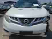 2014 Nissan Murano SL z VIN JN8AZ1MU9EW415436, wystawiony jako IAAI lot #42062768 z przebiegiem 76 011 mil mil oraz . Historia ofert i sprzedaży dostępna na DreamBid. Obrazek 6.