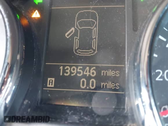 2015 Nissan Rogue S z VIN JN8AS5MT4FW671911, wystawiony jako IAAI lot #41699517 z przebiegiem 139 546 mil mil oraz . Historia ofert i sprzedaży dostępna na DreamBid. Obrazek 7.