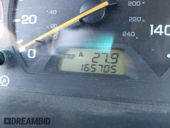 2000 Honda Accord EX z VIN 1HGCG2256YA035825, wystawiony jako IAAI lot #43024197 z przebiegiem 165 705 mil mil oraz . Historia ofert i sprzedaży dostępna na DreamBid. Obrazek 15.