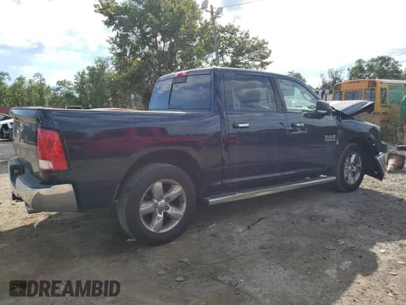 2015 Ram 1500 Big Horn z VIN 1C6RR6LT4FS784810, wystawiony jako Copart lot #70345355 z przebiegiem 164 015 mil mil oraz Szkoda całkowita • Salvage title. Historia ofert i sprzedaży dostępna na DreamBid. Obrazek 3.