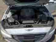 2015 Hyundai Genesis 5.0L z VIN KMHGN4JF8FU046084, wystawiony jako Copart lot #70044935 z przebiegiem 114 994 mil mil oraz Szkoda całkowita • Salvage title. Historia ofert i sprzedaży dostępna na DreamBid. Obrazek 11.