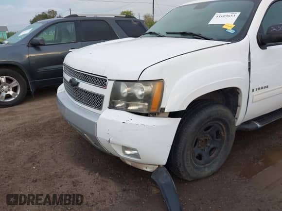 2007 Chevrolet Tahoe LTZ z VIN 1GNFK13037R417213, wystawiony jako IAAI lot #43109653 z przebiegiem 190 212 mil mil oraz . Historia ofert i sprzedaży dostępna na DreamBid. Obrazek 6.