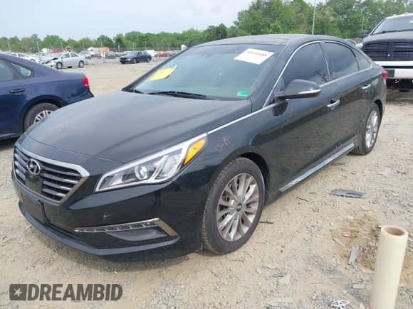 2015 Hyundai Sonata Sport z VIN 5NPE34AF2FH127934, wystawiony jako IAAI lot #42151488 z przebiegiem 81 148 mil mil oraz . Historia ofert i sprzedaży dostępna na DreamBid. Obrazek 2.