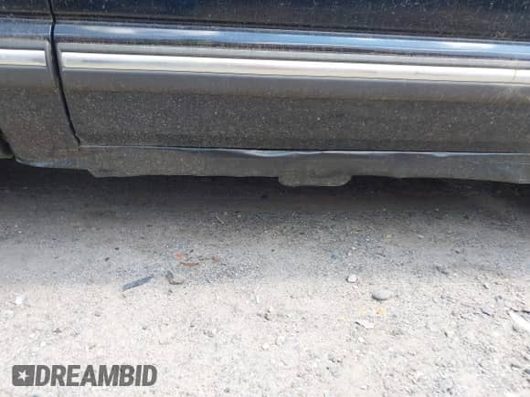 2001 Chevrolet S-10 with VIN 1GCCS14501K176684, listed as a IAAI auction lot 42845426 with 130,747 mi miles and . Bid and sale history available at DreamBid. Image 13.