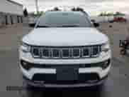 2023 Jeep Compass Latitude Lux z VIN 3C4NJDFNXPT515291, wystawiony jako Copart lot #80559925 z przebiegiem 14 300 mil mil oraz Szkoda całkowita • Salvage title. Historia ofert i sprzedaży dostępna na DreamBid. Obrazek 5.