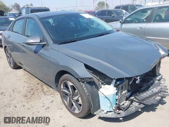 2023 Hyundai Elantra Limited z VIN KMHLN4AJ2PU084172, wystawiony jako IAAI lot #42997273 z przebiegiem 38 488 mil mil oraz . Historia ofert i sprzedaży dostępna na DreamBid. Obrazek 1.