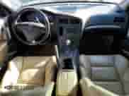 2004 Volvo S60 R с VIN YV1RH52Y342387597, выставлен на аукционе Copart как лот 87506725 с пробегом 123 733 миль миль и Списание • Salvage title. История ставок и продаж доступна на DreamBid. Изображение 8.