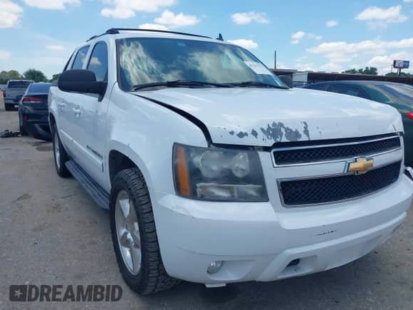 2007 Chevrolet Avalanche 3LT with VIN 3GNFK12397G141485, listed as a IAAI auction lot 42251774 with Not provided miles and . Bid and sale history available at DreamBid. Image 1.