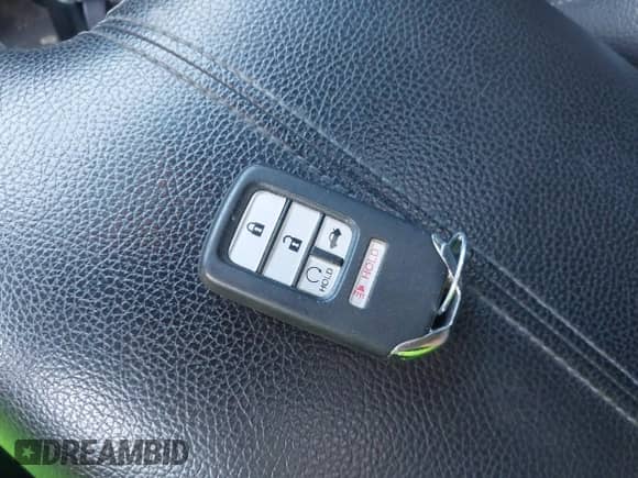 2016 Honda Accord EX-L с VIN 1HGCR3F86GA009695, выставлен на аукционе IAAI как лот 42616917 с пробегом 131 982 миль миль и . История ставок и продаж доступна на DreamBid. Изображение 11.