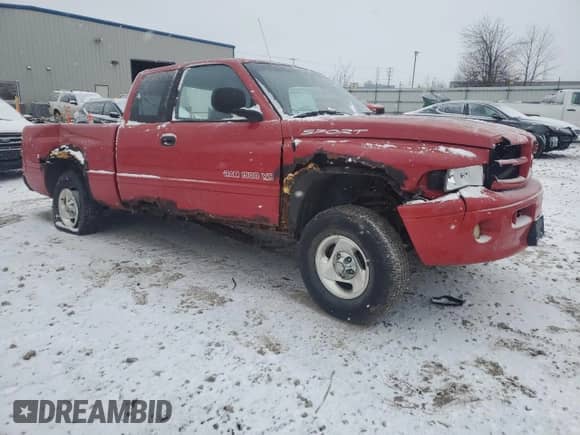 1999 Dodge 1500 with VIN 3B7HF12Y2XG219719, listed as a Copart auction lot 83678104 with 166,127 mi miles and Non repairable. Bid and sale history available at DreamBid. Image 4.