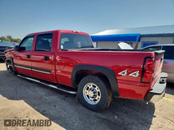 2004 Chevrolet Silverado 2500 LS z VIN 1GCGK23U34F258762, wystawiony jako Copart lot #80482765 z przebiegiem 146 647 mil mil oraz Szkoda całkowita • Salvage title. Historia ofert i sprzedaży dostępna na DreamBid. Obrazek 2.