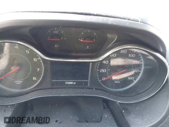 2018 Chevrolet Cruze LS с VIN 1G1BC5SM4J7225391, выставлен на аукционе IAAI как лот 40510505 с пробегом 174 390 миль миль и . История ставок и продаж доступна на DreamBid. Изображение 7.
