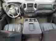 2022 Chevrolet Silverado 2500HD Custom с VIN 1GC4YMEY6NF196059, выставлен на аукционе Copart как лот 70198235 с пробегом 32 393 миль миль и Списание • Salvage title. История ставок и продаж доступна на DreamBid. Изображение 8.