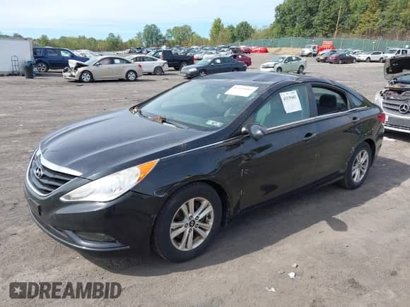 2011 Hyundai Sonata GLS with VIN 5NPEB4AC5BH042394, listed as a IAAI auction lot 43339483 with 137,276 mi miles and . Bid and sale history available at DreamBid. Image 2.