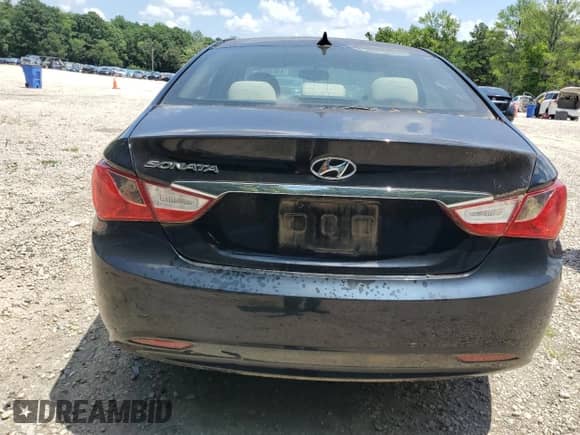 2013 Hyundai Sonata GLS z VIN 5NPEB4AC5DH749451, wystawiony jako Copart lot #65849325 z przebiegiem Nie podano mil oraz Czysty tytuł • Clean title. Historia ofert i sprzedaży dostępna na DreamBid. Obrazek 6.