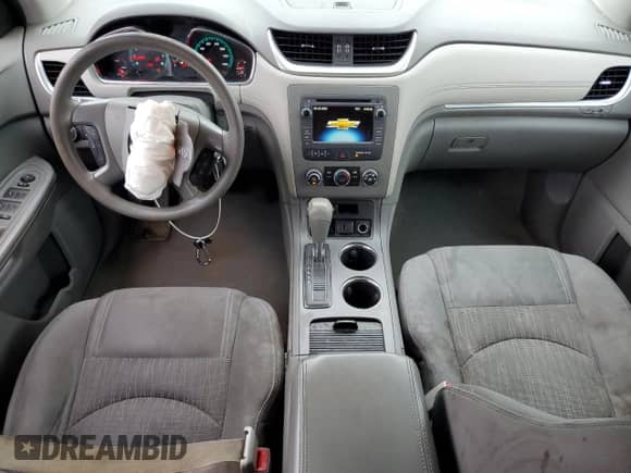 2016 Chevrolet Traverse LS with VIN 1GNKRFED7GJ313782, listed as a Copart auction lot 81704935 with 179,170 mi miles and Salvage title. Bid and sale history available at DreamBid. Image 8.