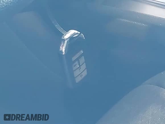 2021 Honda Passport Sport with VIN 5FNYF8H27MB021098, listed as a IAAI auction lot 41333241 with 101,239 mi miles and . Bid and sale history available at DreamBid. Image 11.