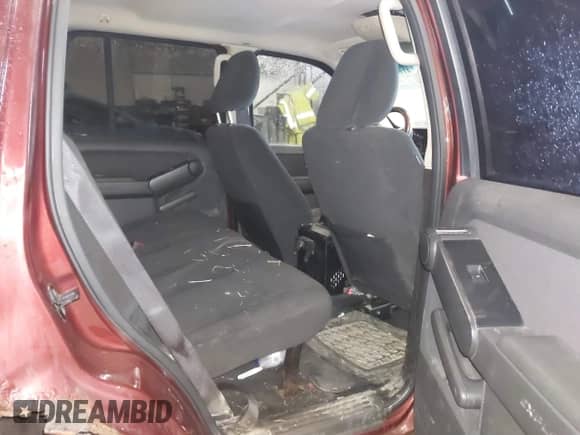 2010 Ford Explorer with VIN 1FMEU7D89AUB13941, listed as a IAAI auction lot 41651307 with 201,322 mi miles and . Bid and sale history available at DreamBid. Image 8.
