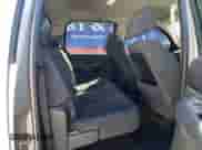 2007 Chevrolet Silverado 1500 LTZ z VIN 3GCEK13M17G557686, wystawiony jako Copart lot #84819085 z przebiegiem 138 299 mil mil oraz Szkoda całkowita • Salvage title. Historia ofert i sprzedaży dostępna na DreamBid. Obrazek 10.