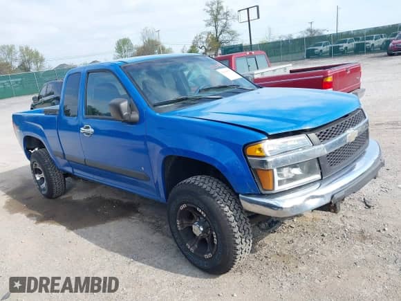 2007 Chevrolet Colorado 1LT z VIN 1GCDT19E878104826, wystawiony jako IAAI lot #42068975 z przebiegiem 262 741 mil mil oraz . Historia ofert i sprzedaży dostępna na DreamBid. Obrazek 1.