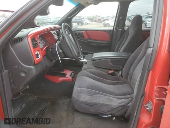 2000 Dodge Dakota Sport с VIN 1B7GL2AN7YS607511, выставлен на аукционе Copart как лот 44390365 с пробегом 178 048 миль миль и Списание • Salvage title. История ставок и продаж доступна на DreamBid. Изображение 7.