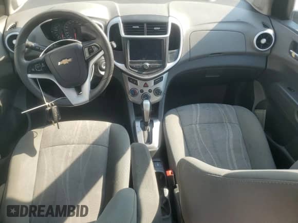 2018 Chevrolet Sonic LT с VIN 1G1JD5SH1J4139159, выставлен на аукционе Copart как лот 71011795 с пробегом 203 394 миль миль и Списание • Salvage title. История ставок и продаж доступна на DreamBid. Изображение 8.