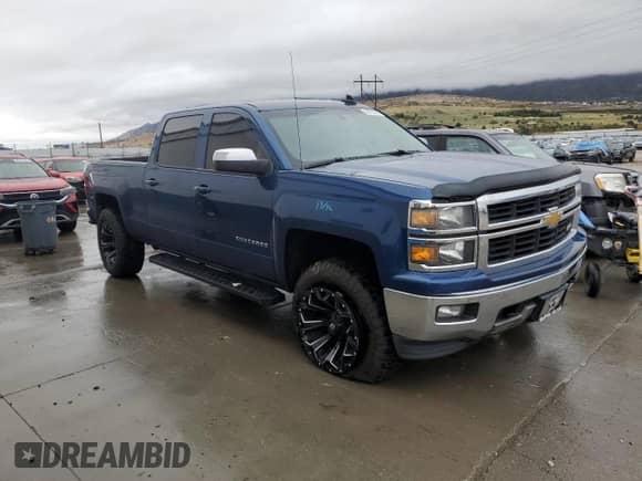 2015 Chevrolet Silverado 1500 LT z VIN 3GCUKREC6FG179071, wystawiony jako Copart lot #86185365 z przebiegiem 176 924 mil mil oraz Szkoda całkowita • Salvage title. Historia ofert i sprzedaży dostępna na DreamBid. Obrazek 4.