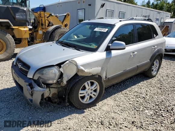 2008 Hyundai Tucson SE с VIN KM8JN72D78U866079, выставлен на аукционе Copart как лот 71360015 с пробегом 172 252 миль миль и Списание • Salvage title. История ставок и продаж доступна на DreamBid. Изображение 1.