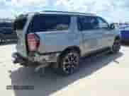 2023 Chevrolet Suburban RST с VIN 1GNSKEKD7PR377146, выставлен на аукционе IAAI как лот 42608763 с пробегом 42 658 миль миль и . История ставок и продаж доступна на DreamBid. Изображение 4.