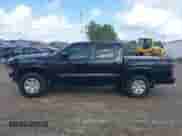 2023 Nissan Frontier SV z VIN 1N6ED1EJ7PN608058, wystawiony jako IAAI lot #41455622 z przebiegiem 18 790 mil mil oraz . Historia ofert i sprzedaży dostępna na DreamBid. Obrazek 15.