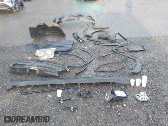 2013 Dodge Durango R/T z VIN 1C4SDJCT1DC654454, wystawiony jako IAAI lot #43507837 z przebiegiem 152 743 mil mil oraz . Historia ofert i sprzedaży dostępna na DreamBid. Obrazek 12.