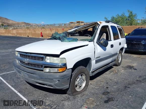 2003 Chevrolet Tahoe LS с VIN 1GNEC13VX3R248032, выставлен на аукционе IAAI как лот 43429162 с пробегом Не указан миль и . История ставок и продаж доступна на DreamBid. Изображение 2.