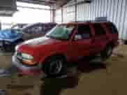 2001 Chevrolet Blazer LT with VIN 1GNCS13W71K106813, listed as a Copart auction lot 48734085 with 205,599 mi miles and Salvage title. Bid and sale history available at DreamBid. Image 1.