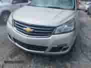 2015 Chevrolet Traverse LT с VIN 1GNKRGKD5FJ192730, выставлен на аукционе IAAI как лот 43156725 с пробегом Не указан миль и . История ставок и продаж доступна на DreamBid. Изображение 12.