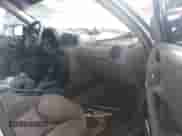 2001 Pontiac Grand Am SE z VIN 1G2NE52T81M582634, wystawiony jako IAAI lot #42652160 z przebiegiem Nie podano mil oraz . Historia ofert i sprzedaży dostępna na DreamBid. Obrazek 5.